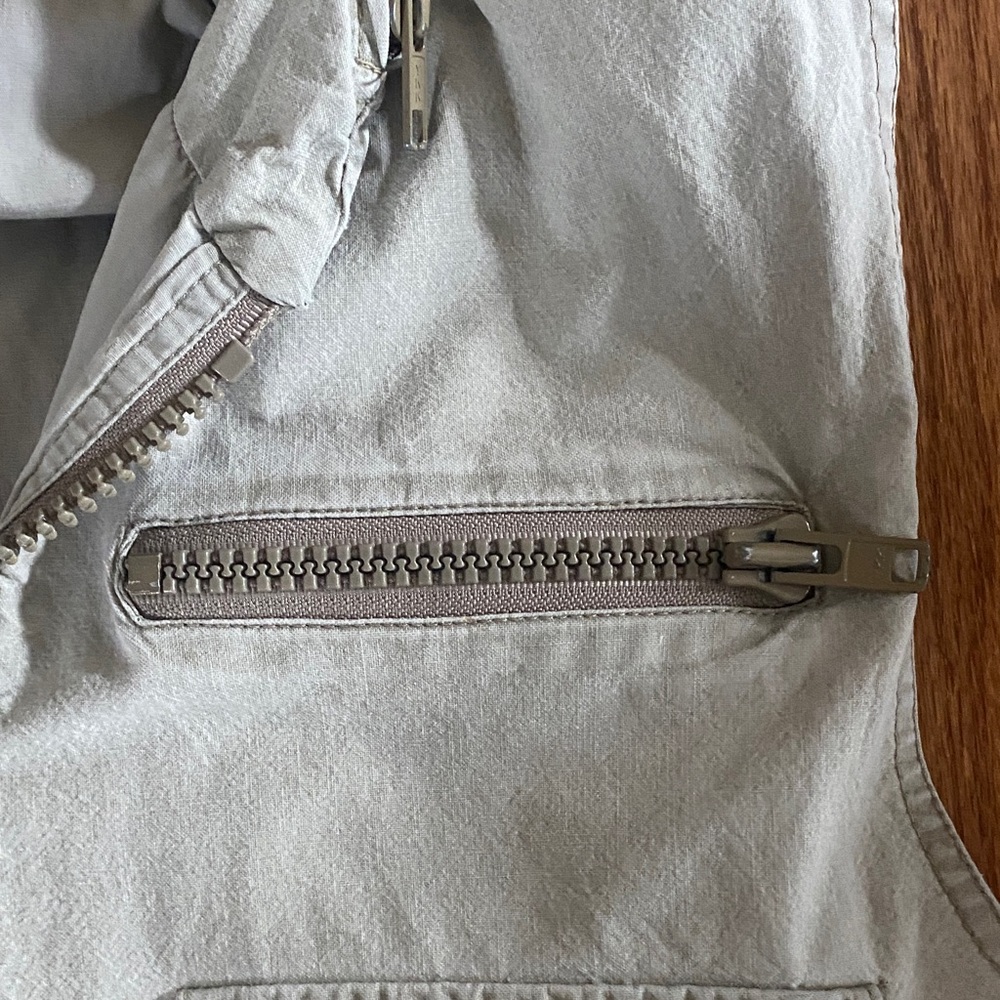 Vintage Banana Republic Safari Utility Vest Hidden Hood Khaki Cotton 80s S - Picture 6 of 12